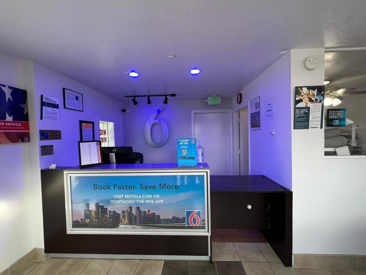 Motel 6-Orange, Ca - Anaheim Εξωτερικό φωτογραφία