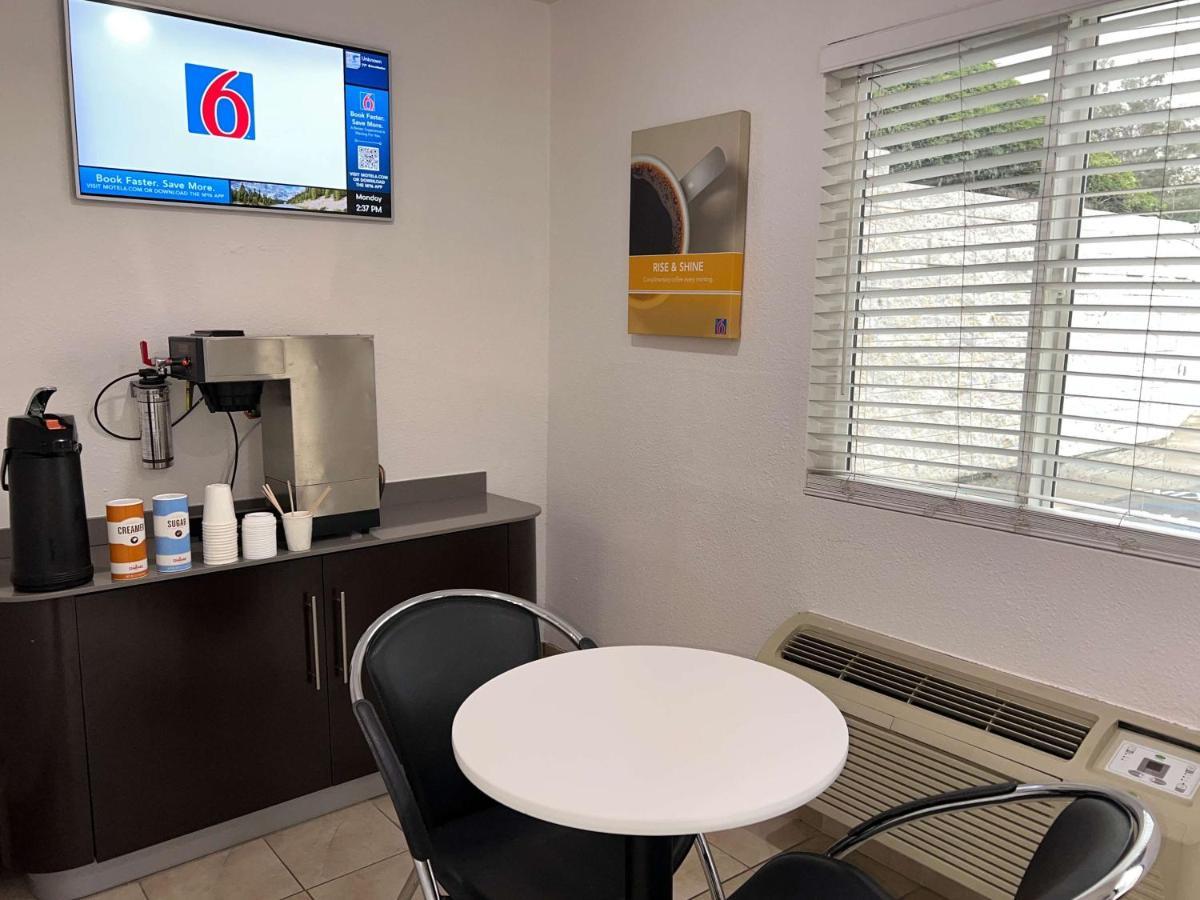 Motel 6-Orange, Ca - Anaheim Εξωτερικό φωτογραφία
